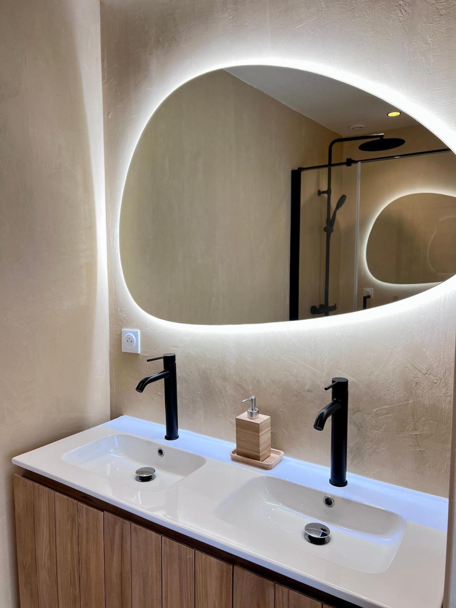 Grand Appartement Ultra Moderne Plein Centre, Plage A Pieds, Avec Parking Concarneau Dış mekan fotoğraf